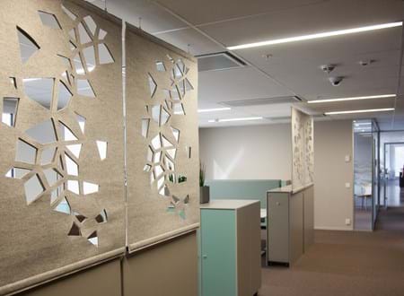 afskærmning med Fraster filt på kontor